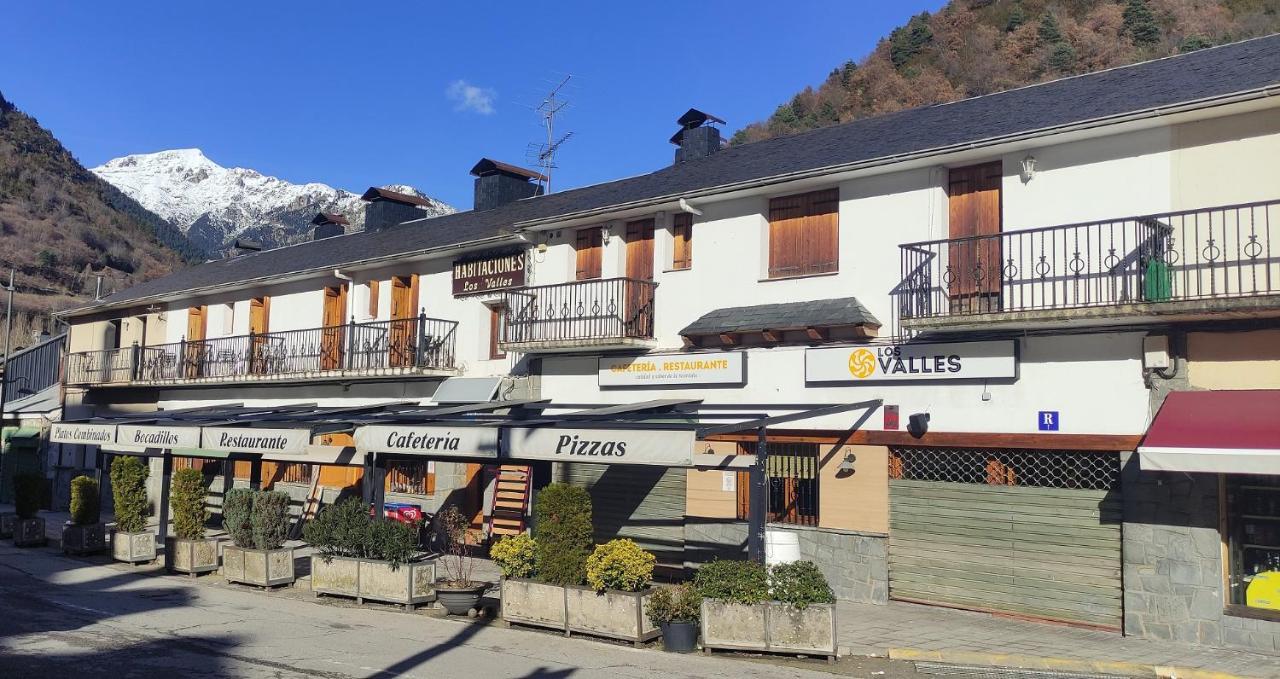 Hostal Los Valles Bielsa Zewnętrze zdjęcie